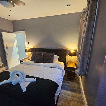 Tamarind Cove & Barrons Hotel 黑潭 外观 照片